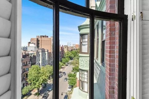 View/Area - 4 Charlesgate E #705, Boston, MA 02215 photo 6 of 8