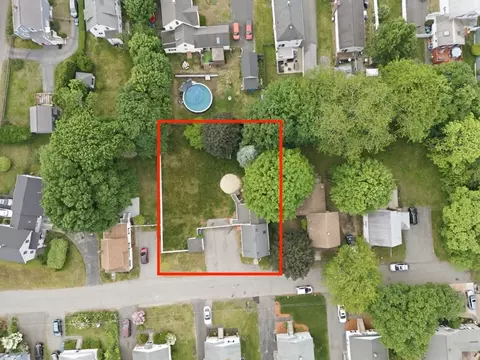 View/Area - 16 Elm St, Reading, MA 01867 photo 3 of 3