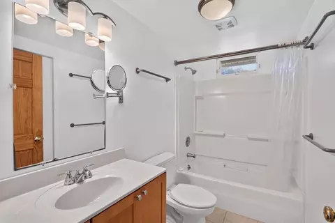 Bath - 7 Gull Ln, Bourne, MA 02534 photo 1 of 1