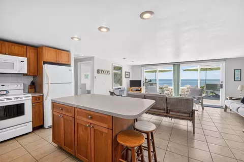 Kitchen - 7 Gull Ln, Bourne, MA 02534 photo 2 of 2