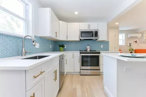 34 Underhill St # R, Winthrop, MA 02152