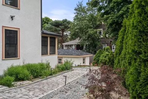 Exterior - 73 Main St, Hull, MA 02045 photo 8 of 10