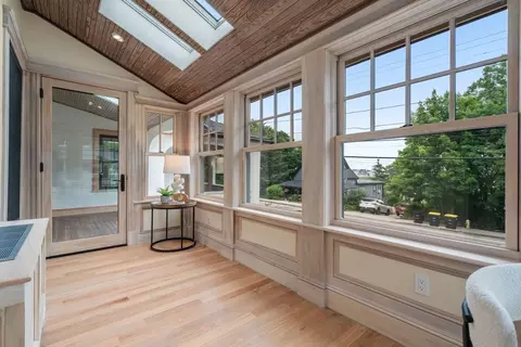 Entry Way - 73 Main St, Hull, MA 02045 photo 1 of 5