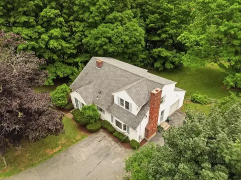 86 Foster St, Littleton, MA 01460