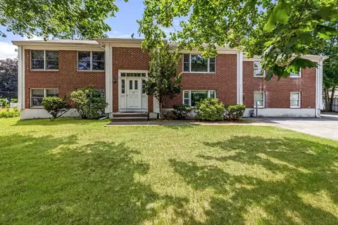 11 Main St, Wilmington, MA 01887
