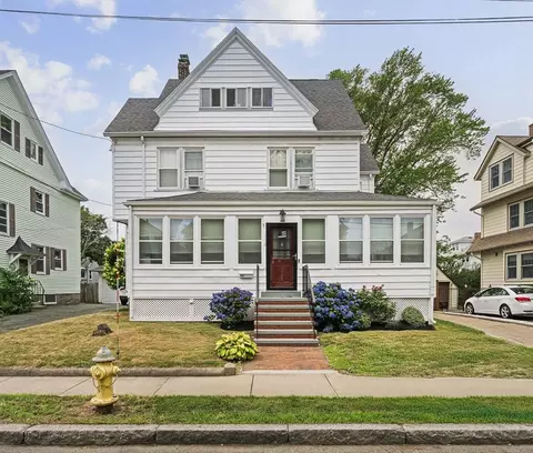 118 Elm Ave, Quincy, MA 02170