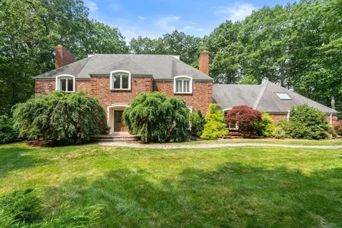 11 Fox Run Rd, Dover, MA 02030 photo 2