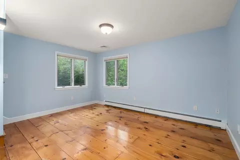 Bedroom - 298 Marked Tree Rd, Needham, MA 02492 photo 3 of 5