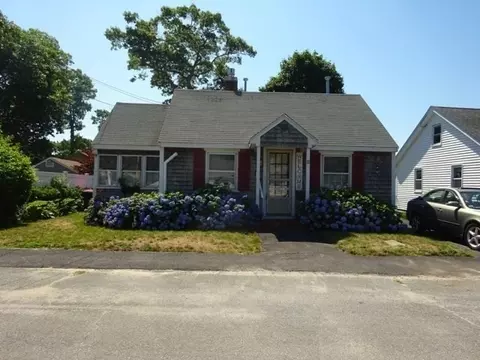 21 Vernal St, Wareham, MA 02571 photo 2