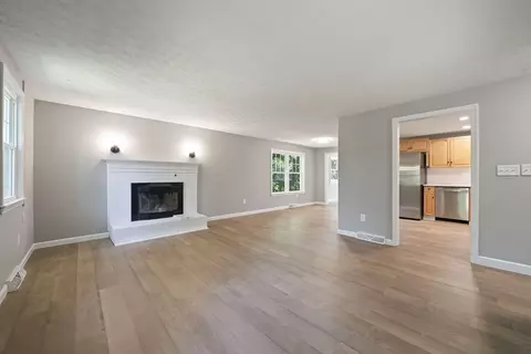 709 County Rd, Bourne, MA 02559 photo 7
