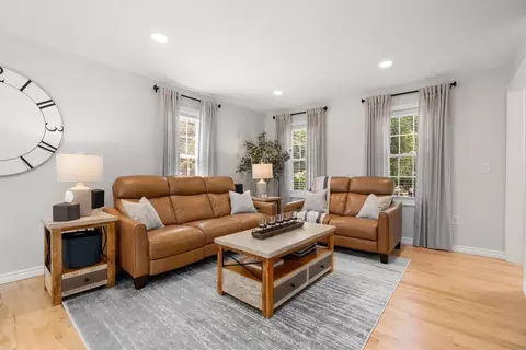 Living - 31 Brookside Dr, Douglas, MA 01516 photo 4 of 4