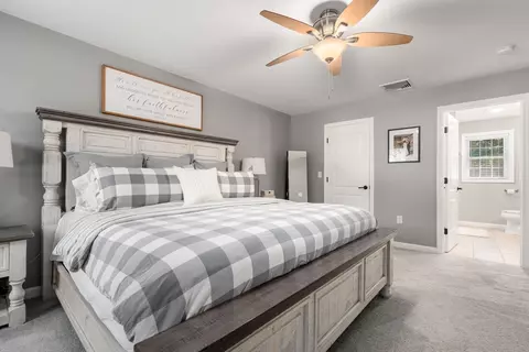 Bedroom - 31 Brookside Dr, Douglas, MA 01516 photo 2 of 6