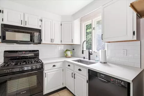252 Gorwin Dr, Hanson, MA 02341 photo 17