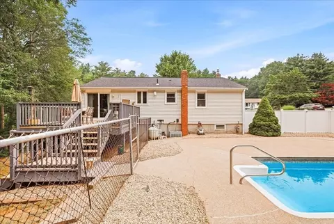 252 Gorwin Dr, Hanson, MA 02341 photo 32