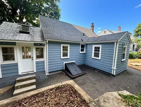21 Bridge St, Beverly, MA 01915 photo 29