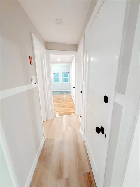 21 Bridge St, Beverly, MA 01915 photo 14