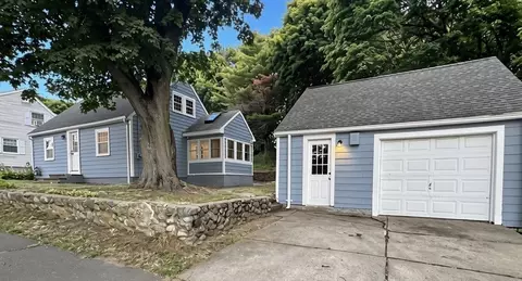 21 Bridge St, Beverly, MA 01915 photo 2