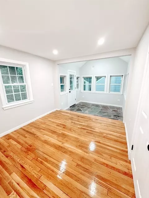 21 Bridge St, Beverly, MA 01915 photo 17