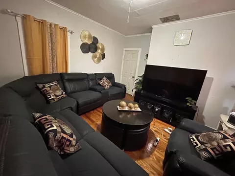 7 Bluff St, Worcester, MA 01610 photo 3