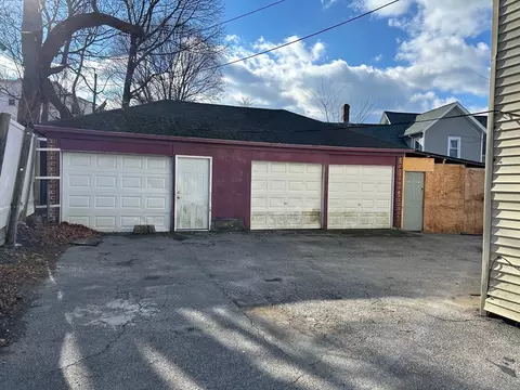 7 Bluff St, Worcester, MA 01610 photo 10