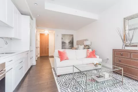 22 Liberty Dr #2L, Boston, MA 02210