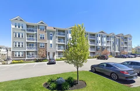 1 Francis Dr #405, Andover, MA 01810