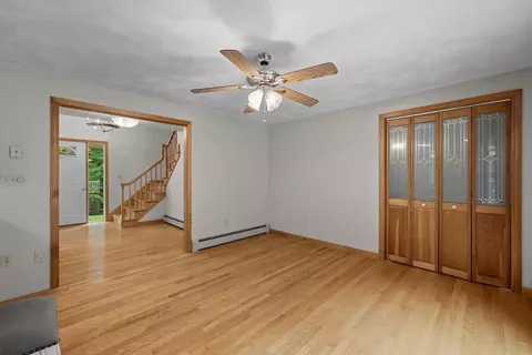 Living - 75 Allen Rd, Brookfield, MA 01506 photo 4 of 4