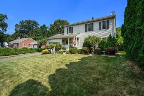 44 Fallston St, Springfield, MA 01119 photo 3
