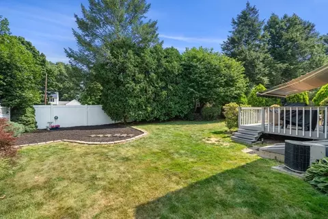44 Fallston St, Springfield, MA 01119 photo 35
