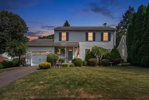 44 Fallston St, Springfield, MA 01119 photo 2
