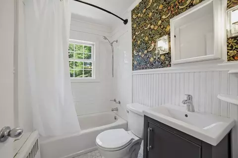 51 Ernest Ave #B, Worcester, MA 01604 photo 13