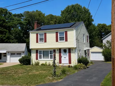 83 Harman Ave, Seekonk, MD 20771