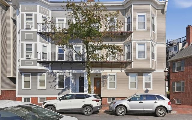22 Park St #3, Charlestown, MA 02129