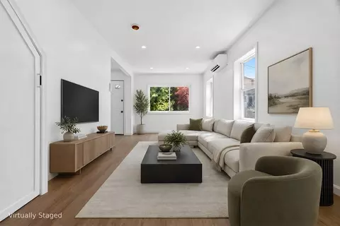 34 Blake St, Revere, MA 02151