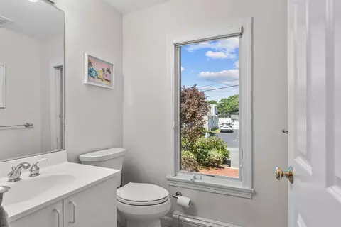 24 Bluff Ave, Mashpee, MA 02649 photo 11