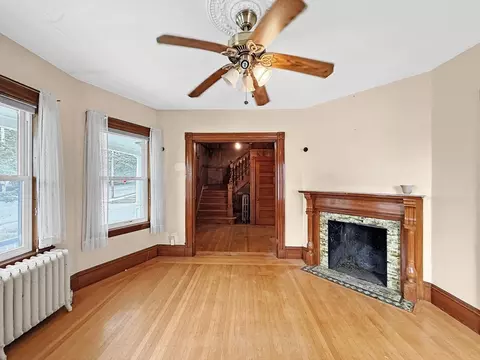 Living - 33 High St, Stoneham, MA 02180 photo 7 of 10