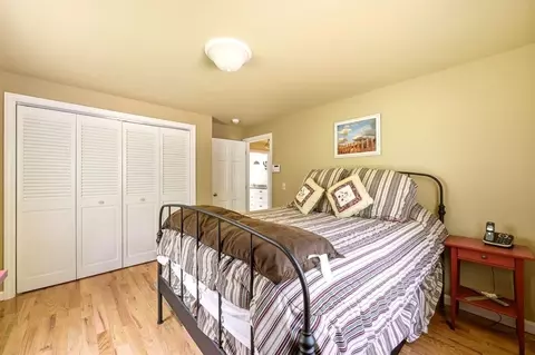 Bedroom - 10 Circle Dr, Eastham, MA 02642 photo 3 of 6