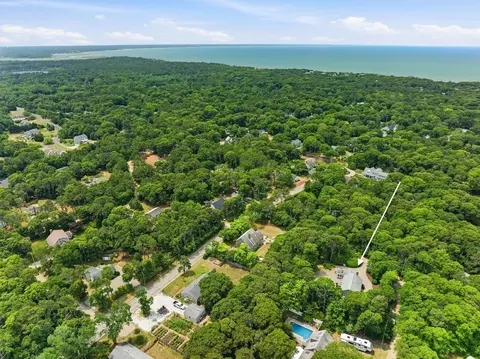 View/Area - 10 Circle Dr, Eastham, MA 02642 photo 1 of 1