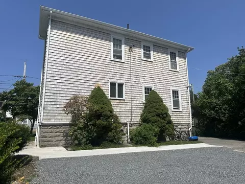 Exterior - 435 Stetson St, Fall River, MA 02720 photo 5 of 8