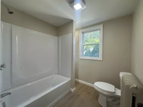 Bath - 435 Stetson St, Fall River, MA 02720 photo 1 of 4