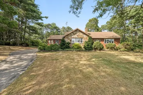 22 Long Neck Rd, Wareham, MA 02538