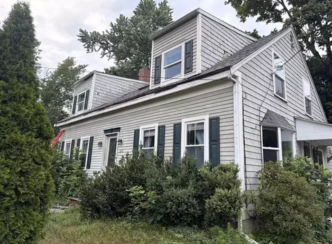 320 Belmont St, East Bridgewater, MA 02333