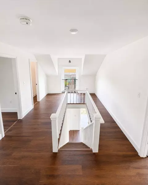 Entry Way - 26 Maple St, Athol, MA 01331 photo 3 of 6