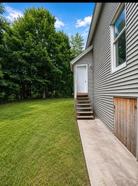 Exterior - 26 Maple St, Athol, MA 01331 photo 2 of 2