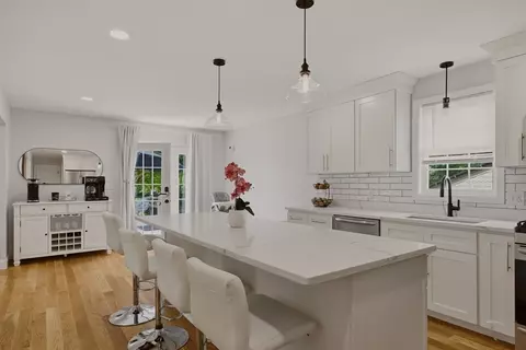 Kitchen - 724 Woodman St, Fall River, MA 02724 photo 3 of 5