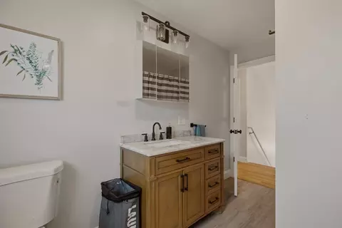 Bath - 724 Woodman St, Fall River, MA 02724 photo 2 of 3