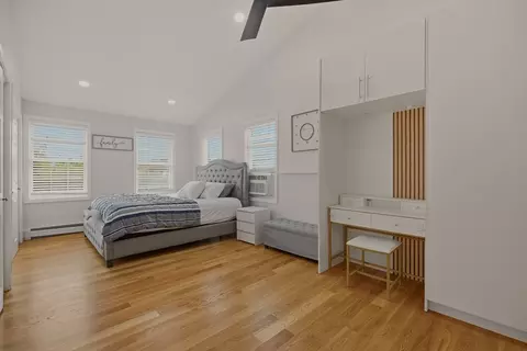 Bedroom - 724 Woodman St, Fall River, MA 02724 photo 1 of 6