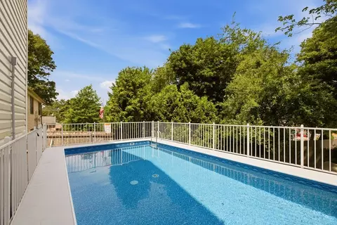 Exterior - 724 Woodman St, Fall River, MA 02724 photo 3 of 7