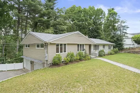 41 Algonquin Rd, Canton, MA 02021 photo 3