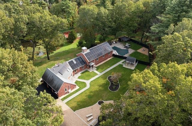 105 Georgetown Rd, Boxford, MA 01921